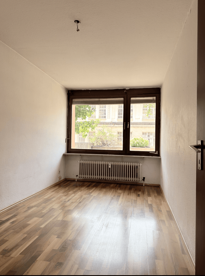Predaj bytu 4-izbový 122 m², Esslingen am Neckar, Bádensko-Wurttembersko Predaj bytu 4-izbový 122 m², Esslingen am Neckar, Bádensko-Wurttembersko