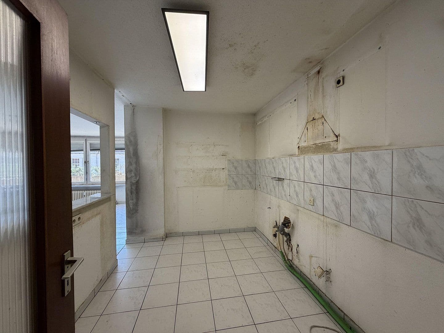 Predaj bytu 4-izbový 122 m², Esslingen am Neckar, Bádensko-Wurttembersko Predaj bytu 4-izbový 122 m², Esslingen am Neckar, Bádensko-Wurttembersko