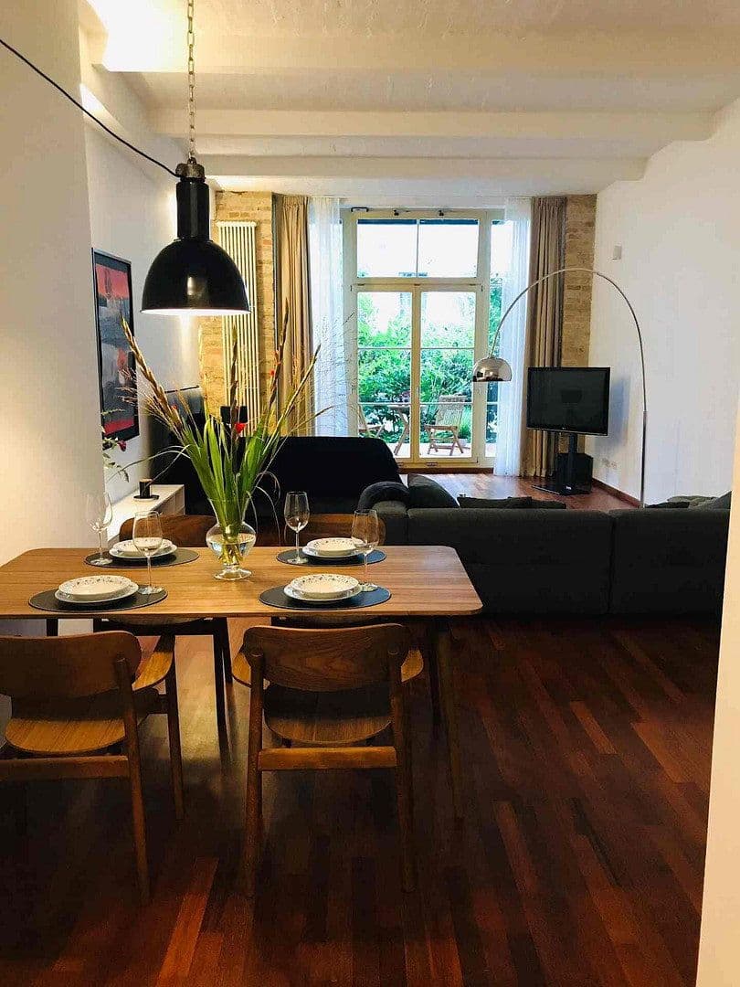 Predaj bytu 1-izbový 70 m², Berlin, Berlín Predaj bytu 1-izbový 70 m², Berlin, Berlín