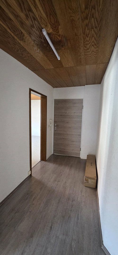 Prenájom bytu 4-izbový 110 m², Biberstr. 11, Pforzheim, Bádensko-Wurttembersko Prenájom bytu 4-izbový 110 m², Biberstr. 11, Pforzheim, Bádensko-Wurttembersko