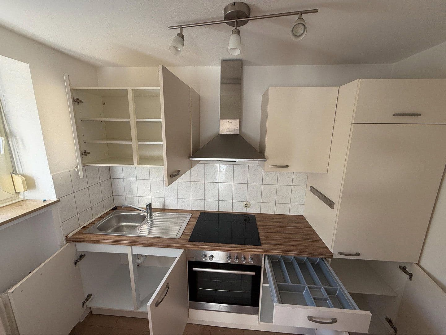 Prenájom bytu 2-izbový 54 m², Schöpfstraße 9, Nürnberg, Bavorsko Prenájom bytu 2-izbový 54 m², Schöpfstraße 9, Nürnberg, Bavorsko