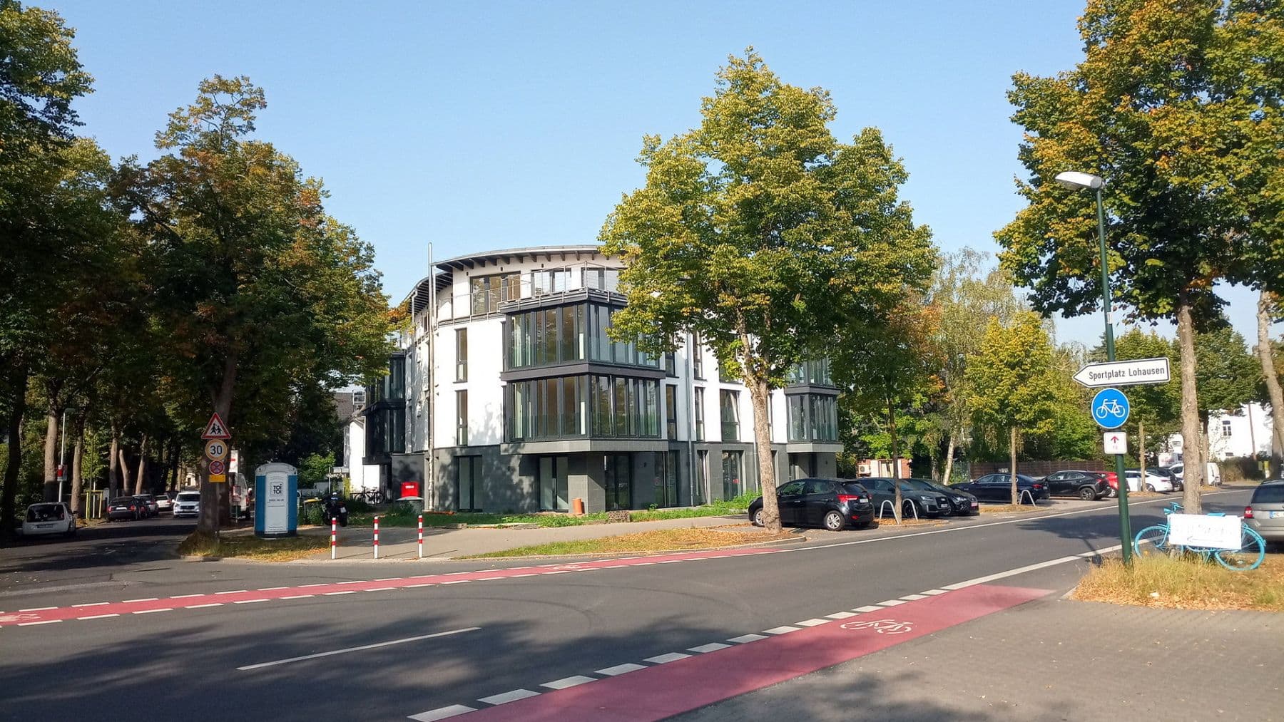 Prenájom bytu 3-izbový 73 m², Lantzalle 1, Düsseldorf, Severné Porýnie - Westfálsko Prenájom bytu 3-izbový 73 m², Lantzalle 1, Düsseldorf, Severné Porýnie - Westfálsko