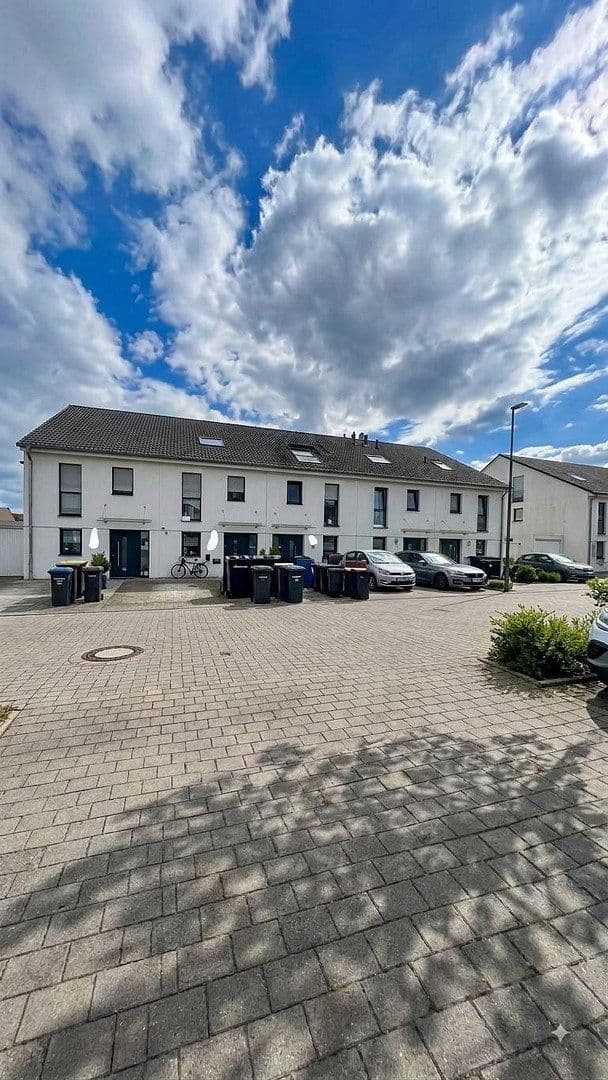 Predaj domu 132 m², pozemok 157 m², Gießen, Hesensko Predaj domu 132 m², pozemok 157 m², Gießen, Hesensko