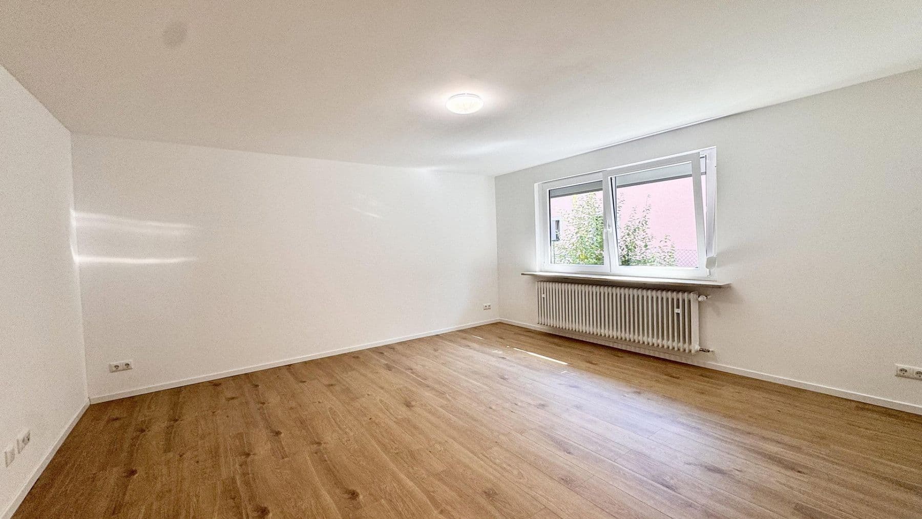 Predaj domu 177 m², pozemok 564 m², Nicolaus-Zech-Str. 38, Coburg, Bavorsko Predaj domu 177 m², pozemok 564 m², Nicolaus-Zech-Str. 38, Coburg, Bavorsko