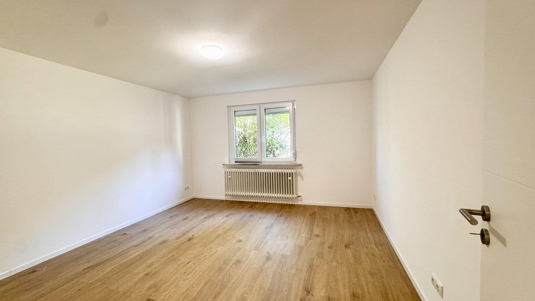 Predaj domu 177 m², pozemok 564 m², Nicolaus-Zech-Str. 38, Coburg, Bavorsko Predaj domu 177 m², pozemok 564 m², Nicolaus-Zech-Str. 38, Coburg, Bavorsko