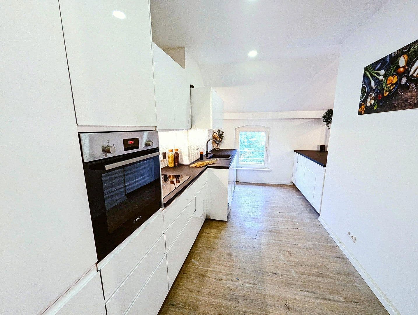 Predaj bytu 2-izbový 67 m², Berlin, Berlín Predaj bytu 2-izbový 67 m², Berlin, Berlín