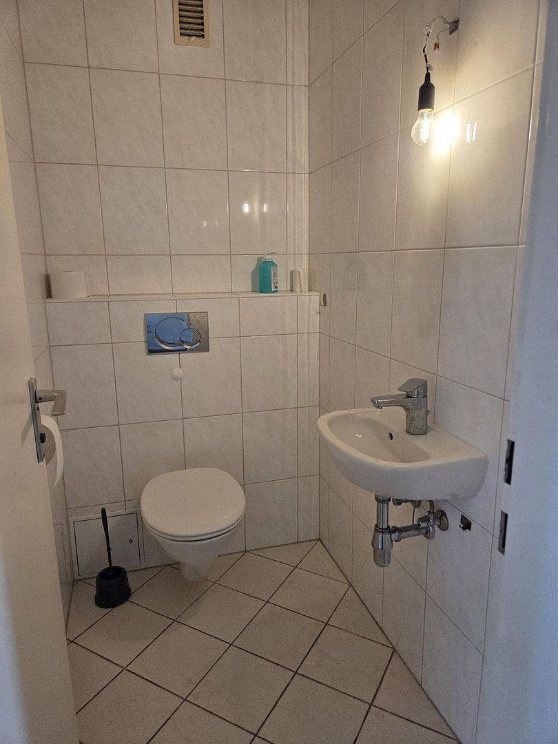 Prenájom bytu 2-izbový 86 m², Neumannstraße 40, Fürth, Bavorsko Prenájom bytu 2-izbový 86 m², Neumannstraße 40, Fürth, Bavorsko