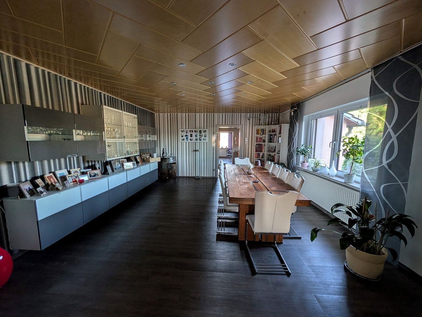 Predaj domu 240 m², pozemok 800 m², Schkopau, Sasko-Anhaltsko Predaj domu 240 m², pozemok 800 m², Schkopau, Sasko-Anhaltsko