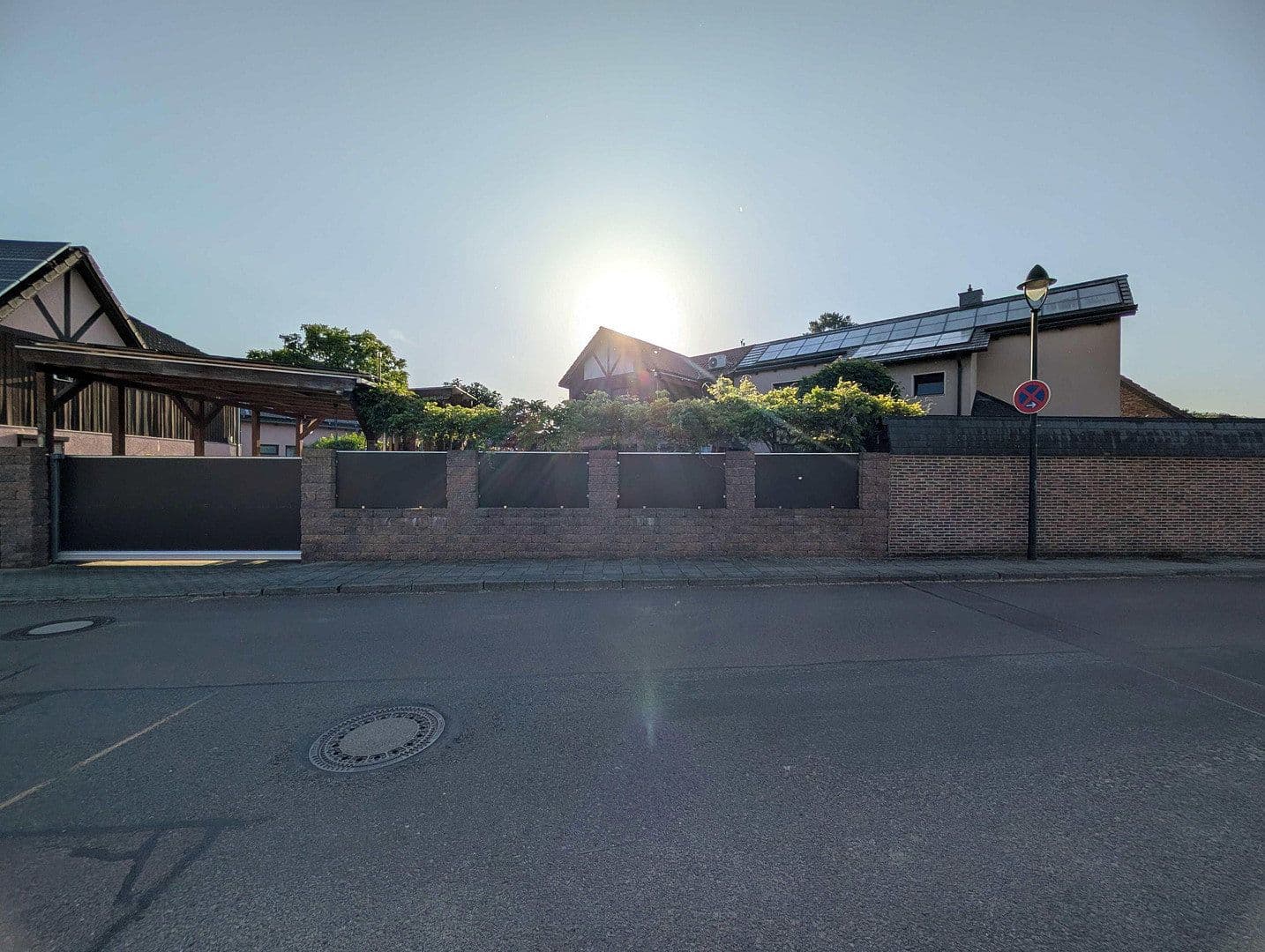 Predaj domu 240 m², pozemok 800 m², Schkopau, Sasko-Anhaltsko Predaj domu 240 m², pozemok 800 m², Schkopau, Sasko-Anhaltsko