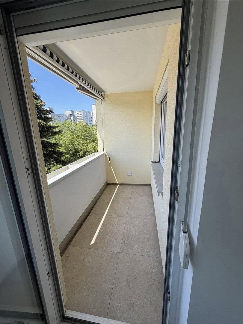 Prenájom bytu 2-izbový 69 m², Erlangen, Bavorsko Prenájom bytu 2-izbový 69 m², Erlangen, Bavorsko