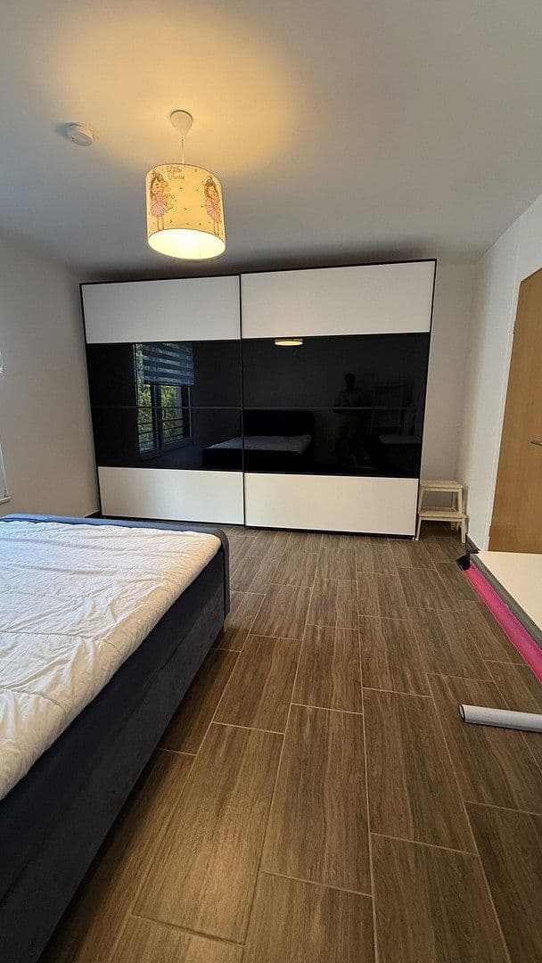 Predaj domu 145 m², pozemok 232 m², Neckarsteinach, Hesensko Predaj domu 145 m², pozemok 232 m², Neckarsteinach, Hesensko