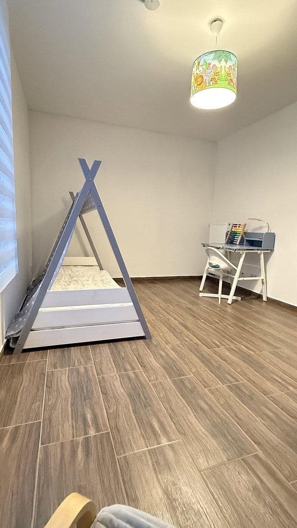 Predaj domu 145 m², pozemok 232 m², Neckarsteinach, Hesensko Predaj domu 145 m², pozemok 232 m², Neckarsteinach, Hesensko