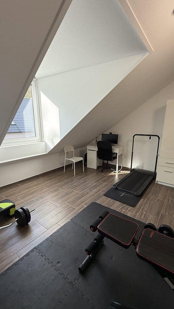Predaj domu 145 m², pozemok 232 m², Neckarsteinach, Hesensko Predaj domu 145 m², pozemok 232 m², Neckarsteinach, Hesensko