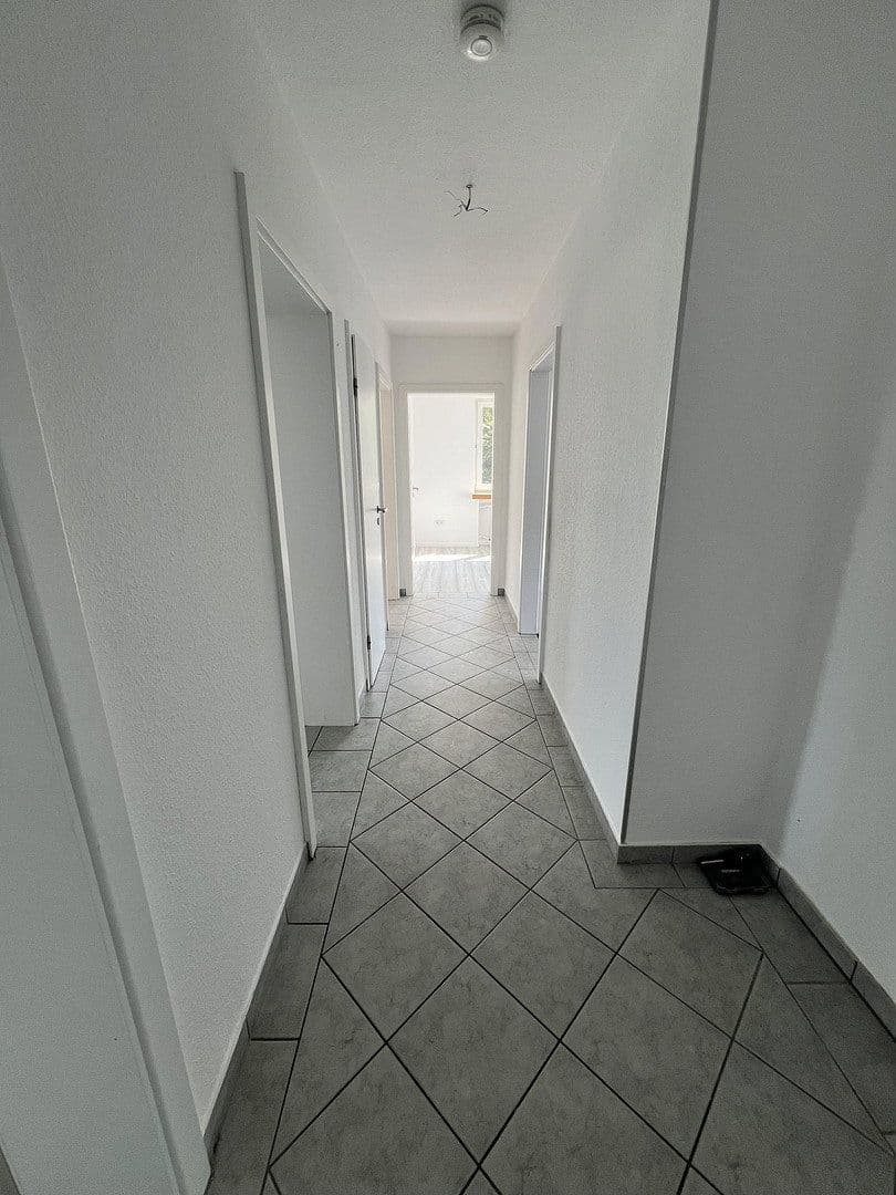 Prenájom bytu 4-izbový 105 m², Hofgeismar, Hesensko Prenájom bytu 4-izbový 105 m², Hofgeismar, Hesensko