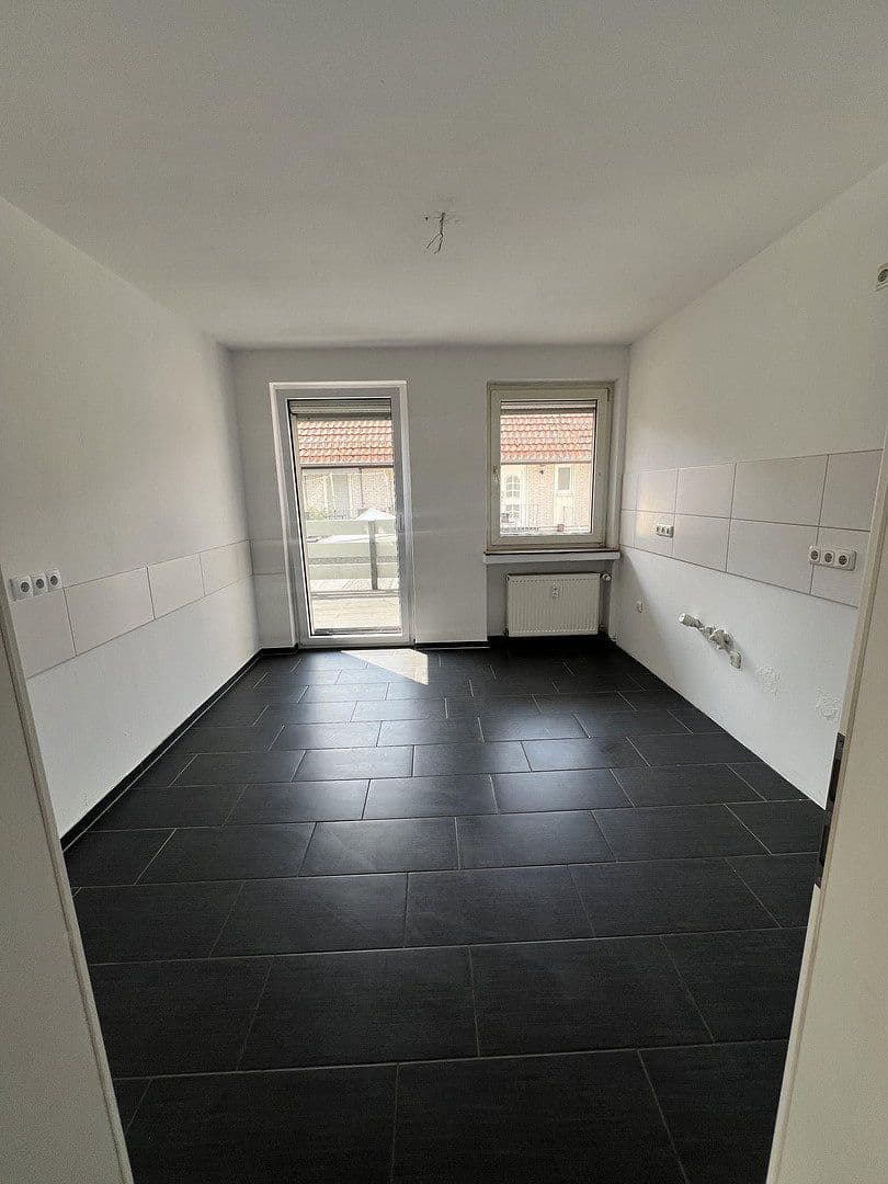 Prenájom bytu 4-izbový 105 m², Hofgeismar, Hesensko Prenájom bytu 4-izbový 105 m², Hofgeismar, Hesensko