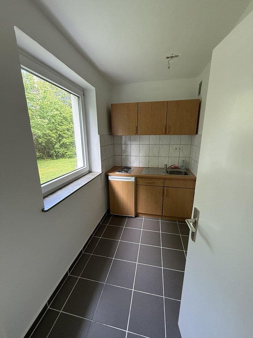 Prenájom bytu 1-izbový 34 m², Ernst-Reuter-Straße 7, Salzgitter - Bad, Dolné Sasko Prenájom bytu 1-izbový 34 m², Ernst-Reuter-Straße 7, Salzgitter - Bad, Dolné Sasko