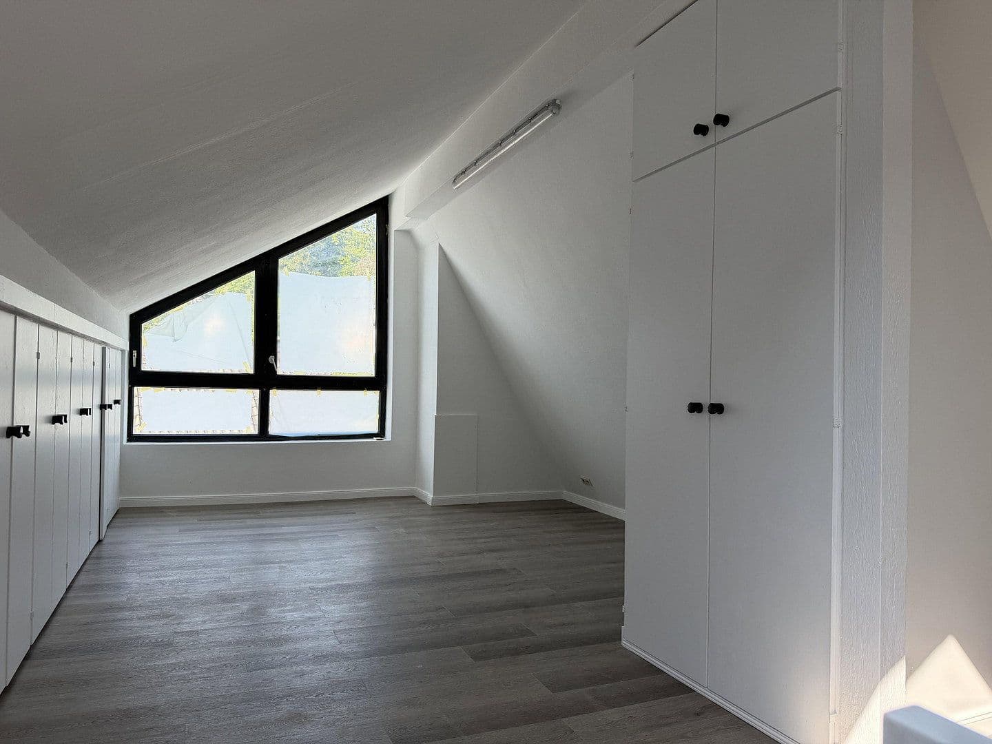Predaj domu 146 m², pozemok 950 m², Königsbergerstr. 81a, Bad Schwalbach, Hesensko Predaj domu 146 m², pozemok 950 m², Königsbergerstr. 81a, Bad Schwalbach, Hesensko