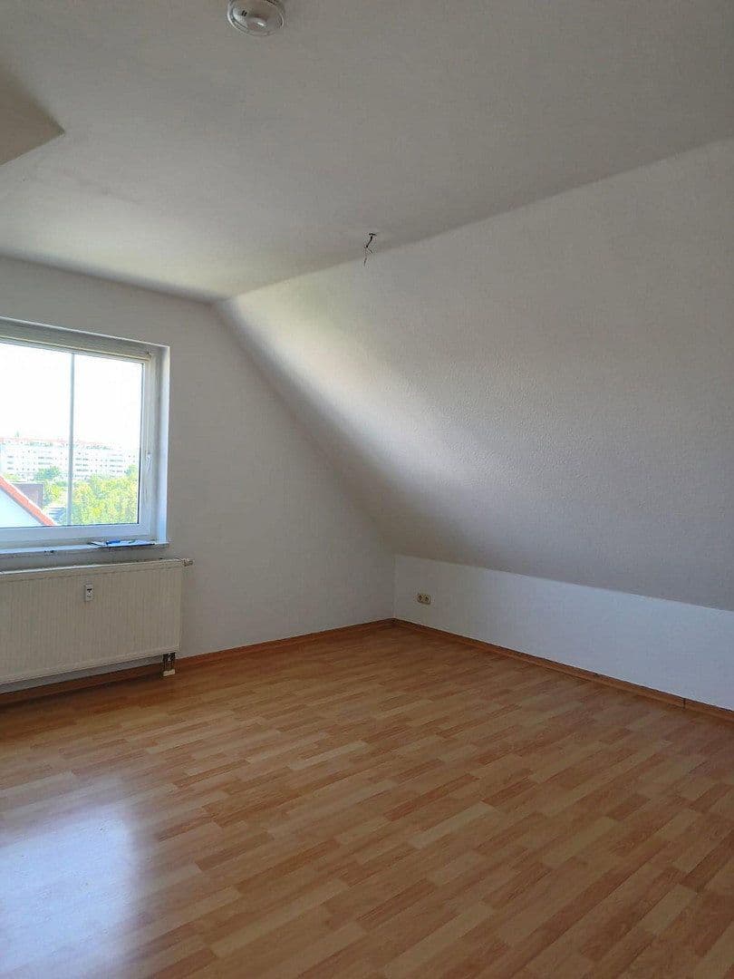 Prenájom bytu 3-izbový 76 m², Weißenfels, Sasko-Anhaltsko Prenájom bytu 3-izbový 76 m², Weißenfels, Sasko-Anhaltsko