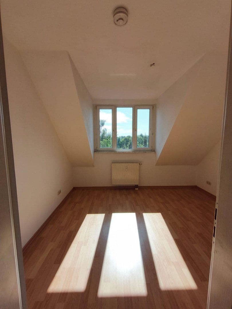 Prenájom bytu 3-izbový 76 m², Weißenfels, Sasko-Anhaltsko Prenájom bytu 3-izbový 76 m², Weißenfels, Sasko-Anhaltsko