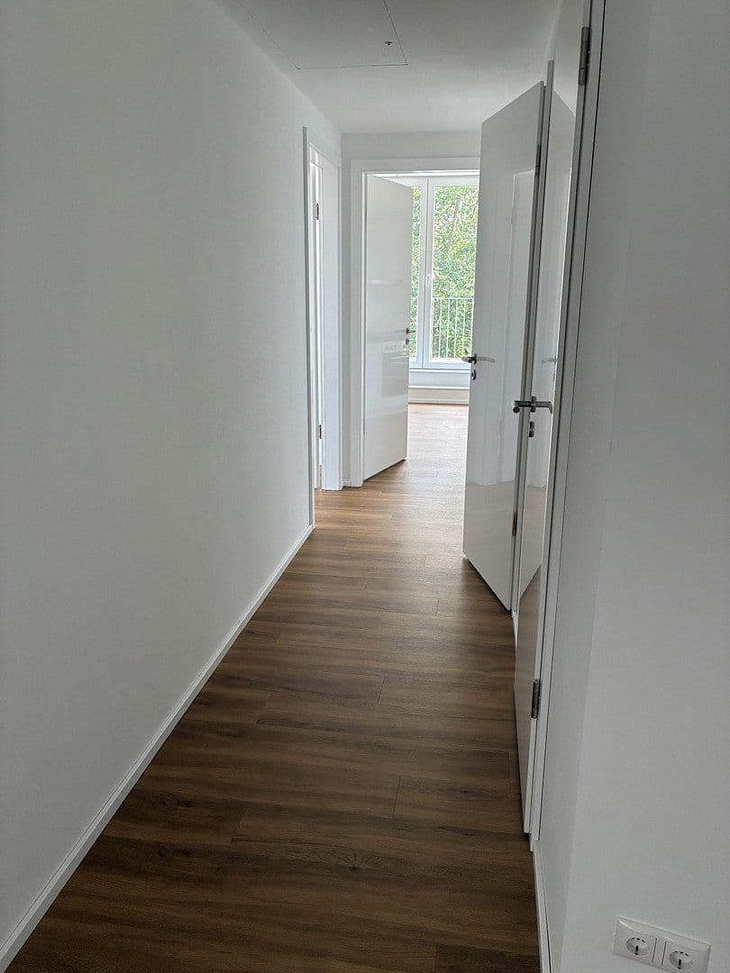 Prenájom bytu 4-izbový 97 m², Hamburger Landstr. 30, Wentorf bei Hamburg, Šlezvicko-Holštajnsko Prenájom bytu 4-izbový 97 m², Hamburger Landstr. 30, Wentorf bei Hamburg, Šlezvicko-Holštajnsko
