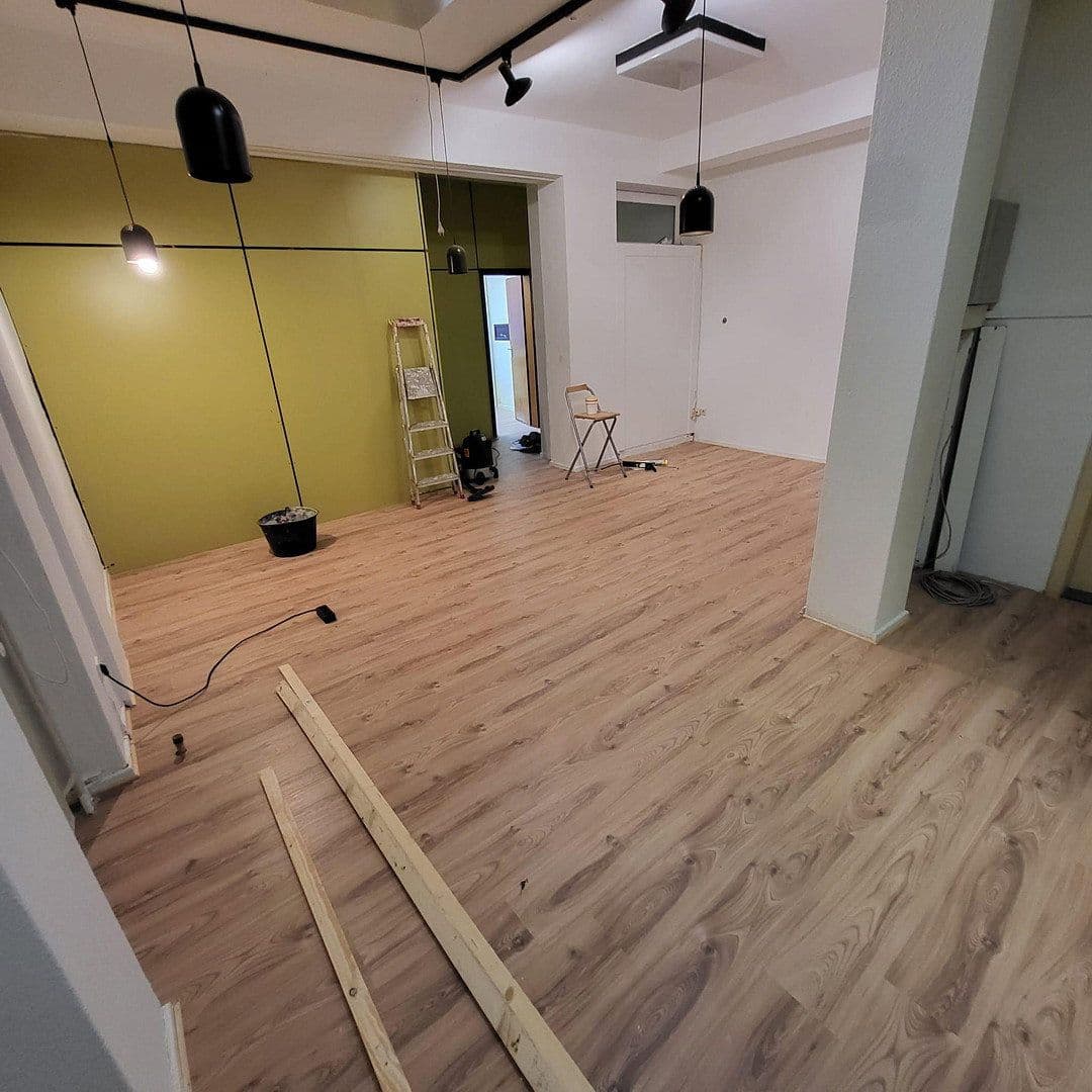 Prenájom kancelárie 100 m², Schleswiger Str. 19, Bremerhaven, Brémy Prenájom kancelárie 100 m², Schleswiger Str. 19, Bremerhaven, Brémy