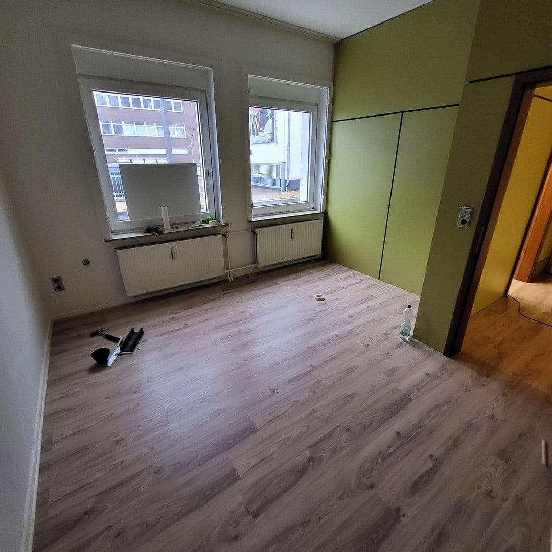 Prenájom kancelárie 100 m², Schleswiger Str. 19, Bremerhaven, Brémy Prenájom kancelárie 100 m², Schleswiger Str. 19, Bremerhaven, Brémy