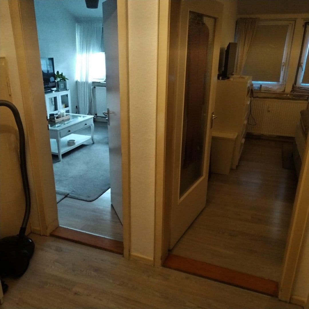Prenájom bytu 2-izbový 40 m², Schleswiger Str. 19, Bremerhaven, Brémy Prenájom bytu 2-izbový 40 m², Schleswiger Str. 19, Bremerhaven, Brémy