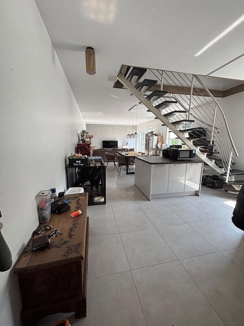 Prenájom bytu 3-izbový 130 m², Niedenstraße 13, Hilden, Severné Porýnie - Westfálsko Prenájom bytu 3-izbový 130 m², Niedenstraße 13, Hilden, Severné Porýnie - Westfálsko