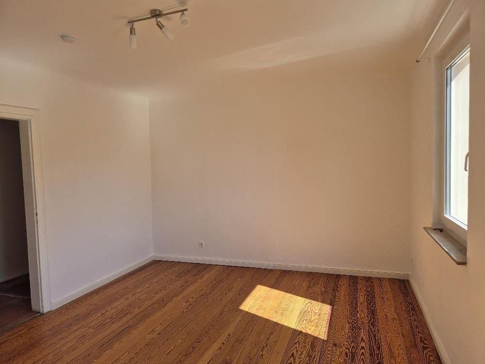 Prenájom bytu 21 m², Stuttgart-Weilimdorf, Bádensko-Wurttembersko Prenájom bytu 21 m², Stuttgart-Weilimdorf, Bádensko-Wurttembersko