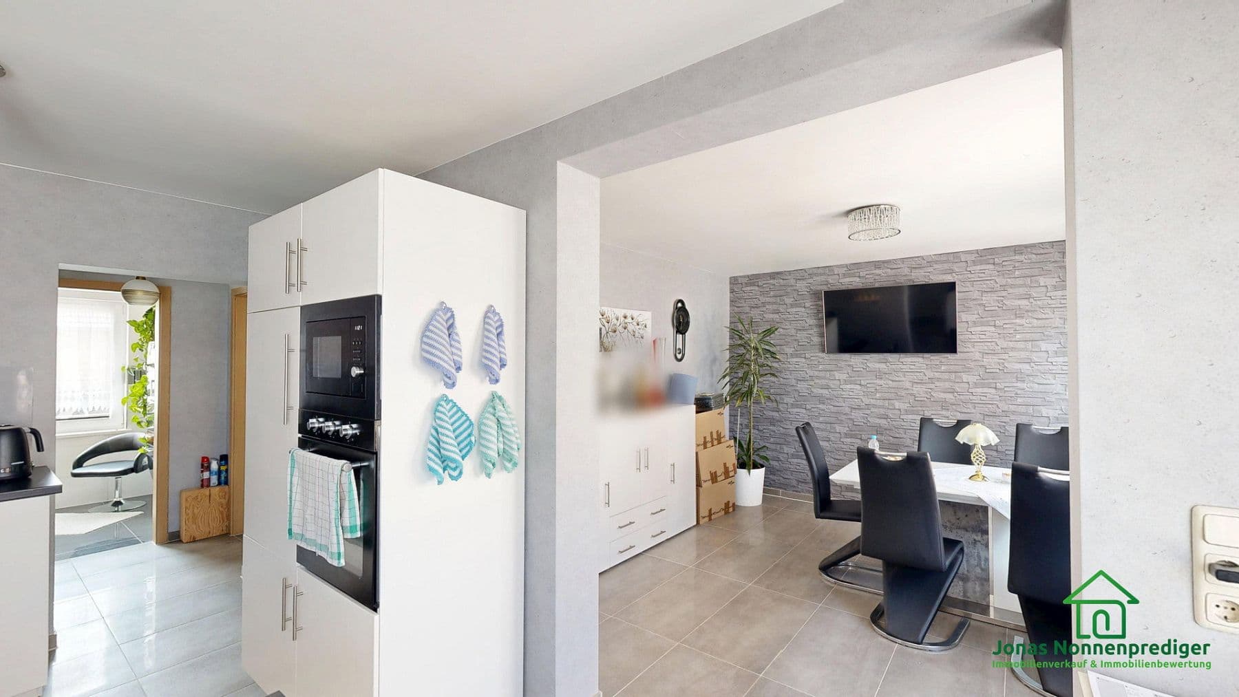 Predaj domu 376 m², pozemok 297 m², Kleiner Spiegelberg 7, Sternberg, Meklenbursko-Predpomoransko Predaj domu 376 m², pozemok 297 m², Kleiner Spiegelberg 7, Sternberg, Meklenbursko-Predpomoransko