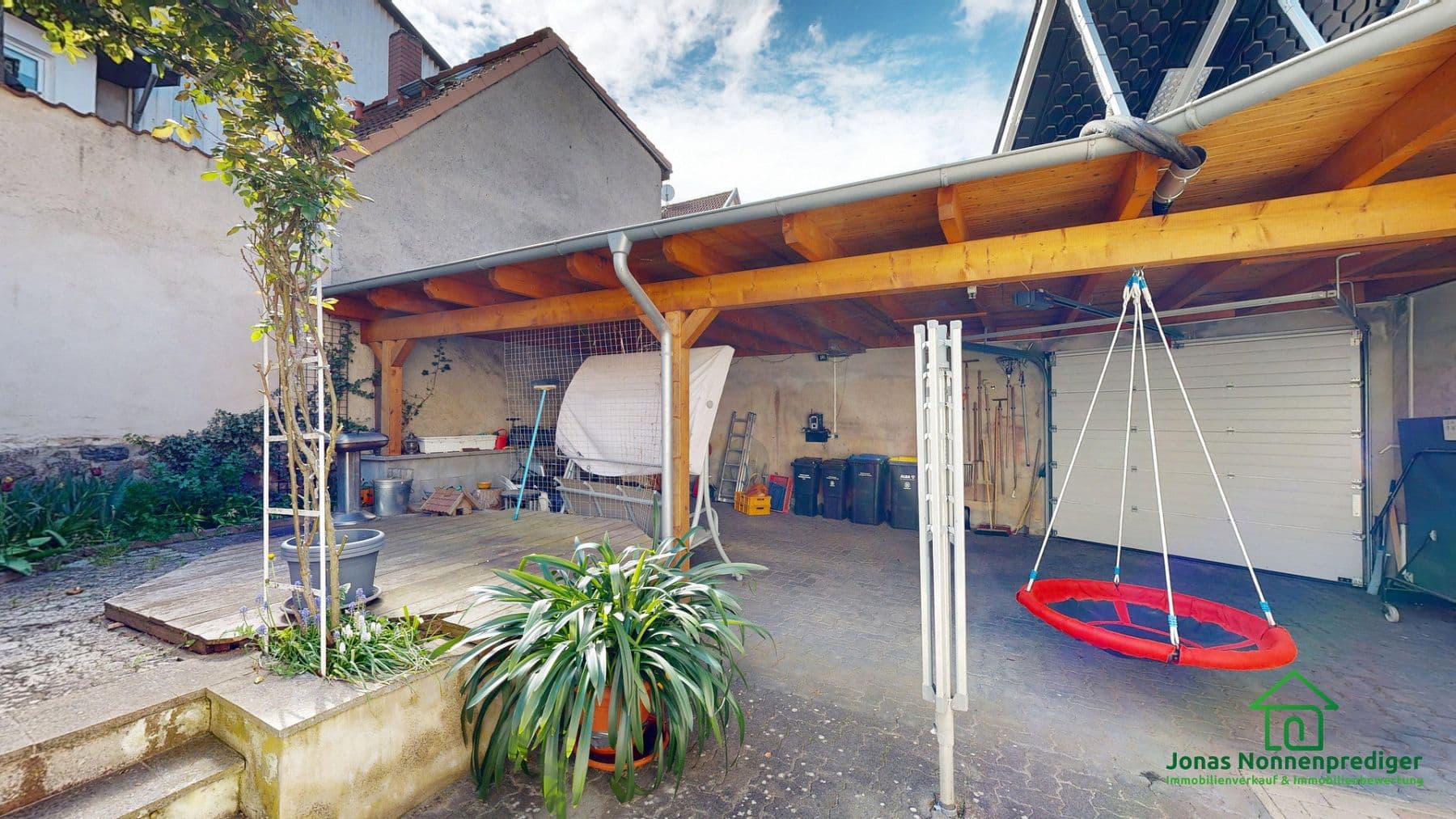 Predaj domu 376 m², pozemok 297 m², Kleiner Spiegelberg 7, Sternberg, Meklenbursko-Predpomoransko Predaj domu 376 m², pozemok 297 m², Kleiner Spiegelberg 7, Sternberg, Meklenbursko-Predpomoransko