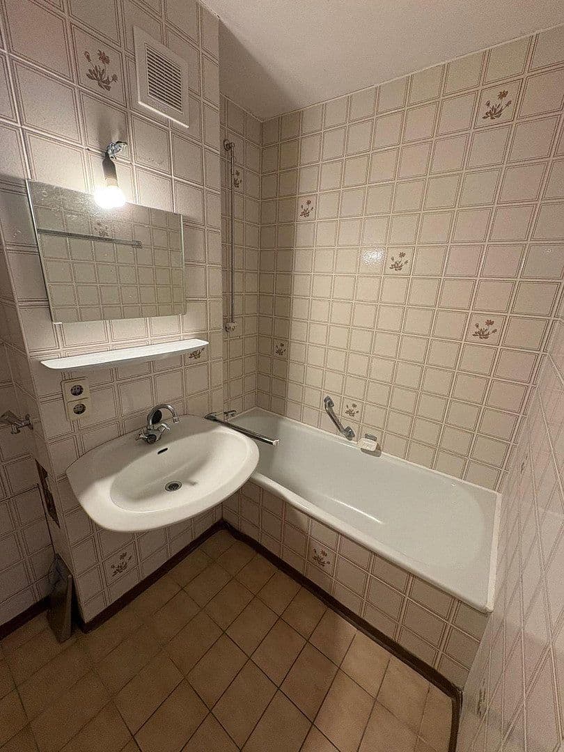 Prenájom bytu 3-izbový 81 m², Fritz-Kortner-Bogen 23, München, Bavorsko Prenájom bytu 3-izbový 81 m², Fritz-Kortner-Bogen 23, München, Bavorsko