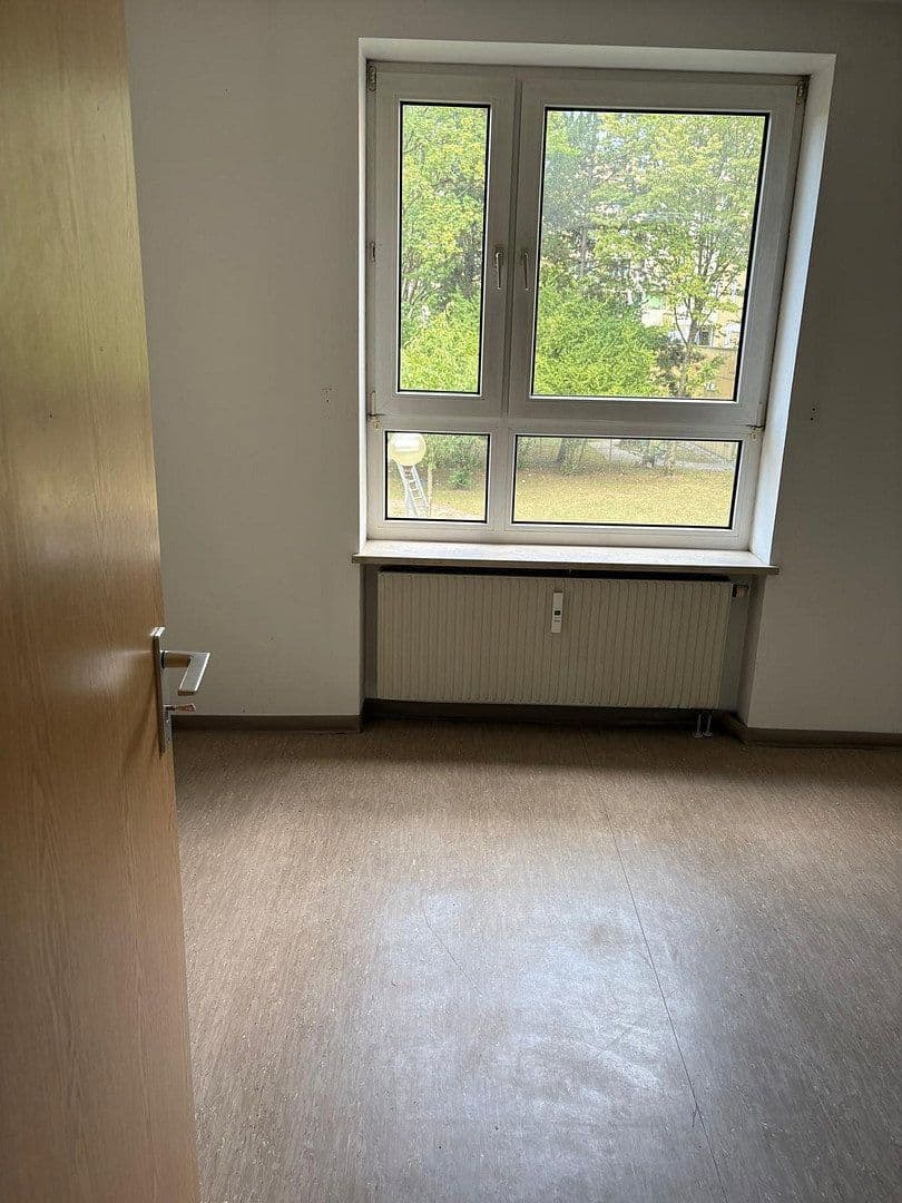 Prenájom bytu 3-izbový 81 m², Fritz-Kortner-Bogen 23, München, Bavorsko Prenájom bytu 3-izbový 81 m², Fritz-Kortner-Bogen 23, München, Bavorsko