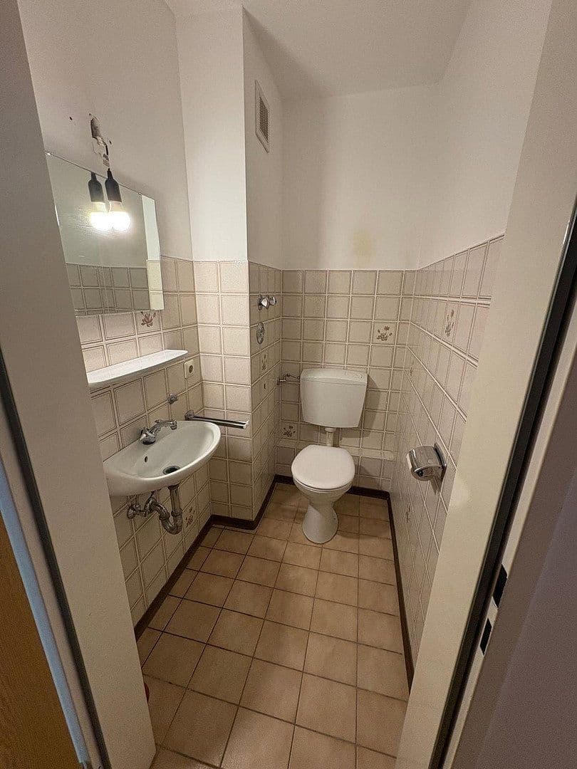 Prenájom bytu 3-izbový 81 m², Fritz-Kortner-Bogen 23, München, Bavorsko Prenájom bytu 3-izbový 81 m², Fritz-Kortner-Bogen 23, München, Bavorsko