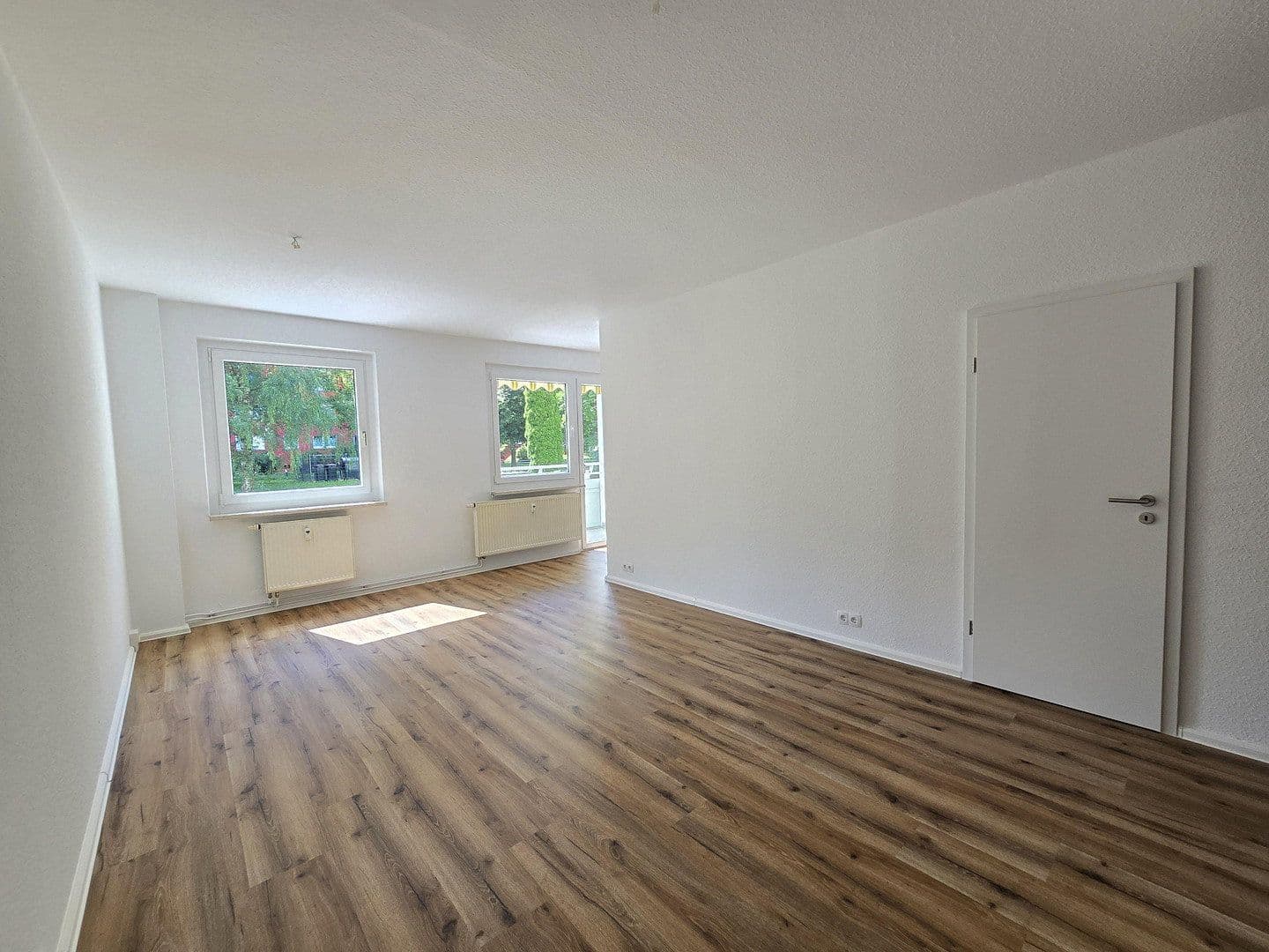 Prenájom bytu 3-izbový 69 m², Faleska Meinig Str. 12, Chemnitz, Sasko Prenájom bytu 3-izbový 69 m², Faleska Meinig Str. 12, Chemnitz, Sasko