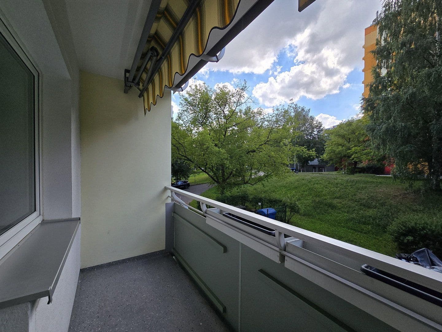 Prenájom bytu 3-izbový 69 m², Faleska Meinig Str. 12, Chemnitz, Sasko Prenájom bytu 3-izbový 69 m², Faleska Meinig Str. 12, Chemnitz, Sasko