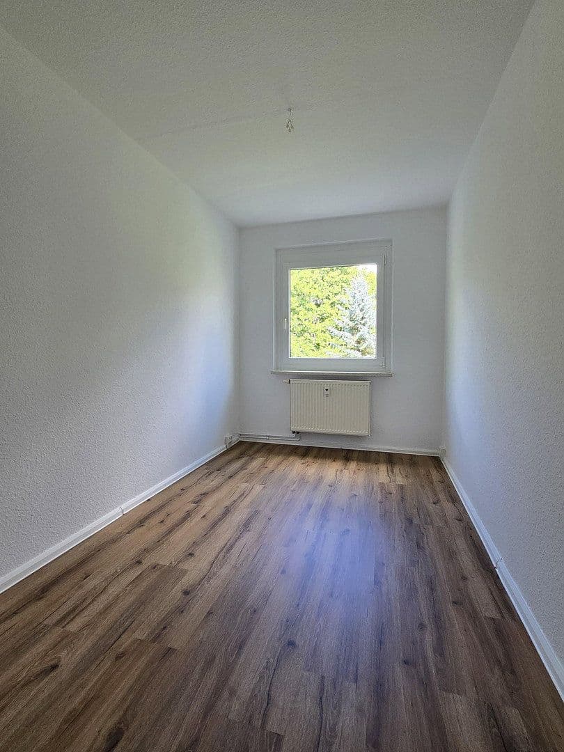 Prenájom bytu 3-izbový 69 m², Faleska Meinig Str. 12, Chemnitz, Sasko Prenájom bytu 3-izbový 69 m², Faleska Meinig Str. 12, Chemnitz, Sasko