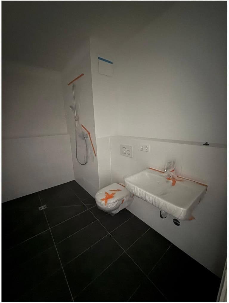 Prenájom bytu 1-izbový 30 m², Rembrandtstraße 20, Berlin, Berlín Prenájom bytu 1-izbový 30 m², Rembrandtstraße 20, Berlin, Berlín