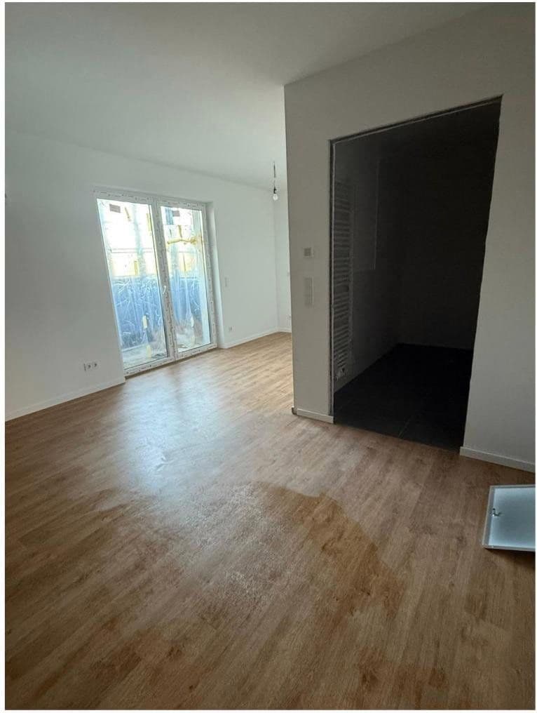 Prenájom bytu 1-izbový 30 m², Rembrandtstraße 20, Berlin, Berlín Prenájom bytu 1-izbový 30 m², Rembrandtstraße 20, Berlin, Berlín