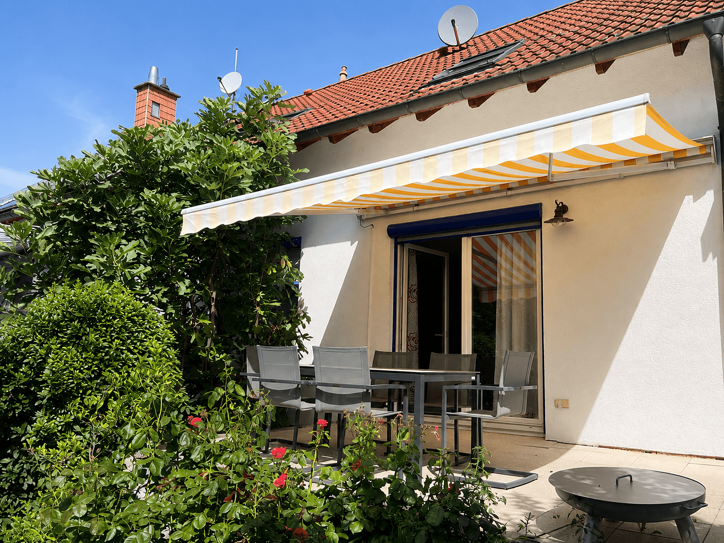 Predaj domu 118 m², pozemok 350 m², Kirrweiler, Porýnie-Falcko Predaj domu 118 m², pozemok 350 m², Kirrweiler, Porýnie-Falcko