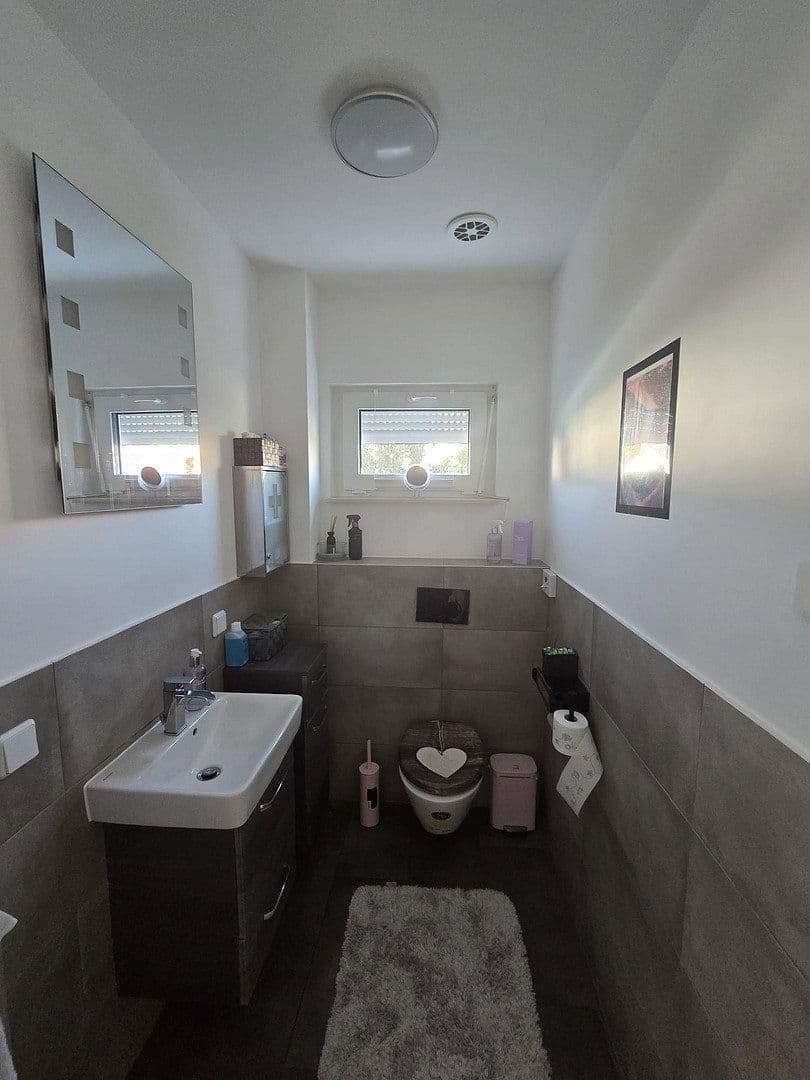 Predaj domu 117 m², pozemok 468 m², Ruppertshofen, Bádensko-Wurttembersko Predaj domu 117 m², pozemok 468 m², Ruppertshofen, Bádensko-Wurttembersko