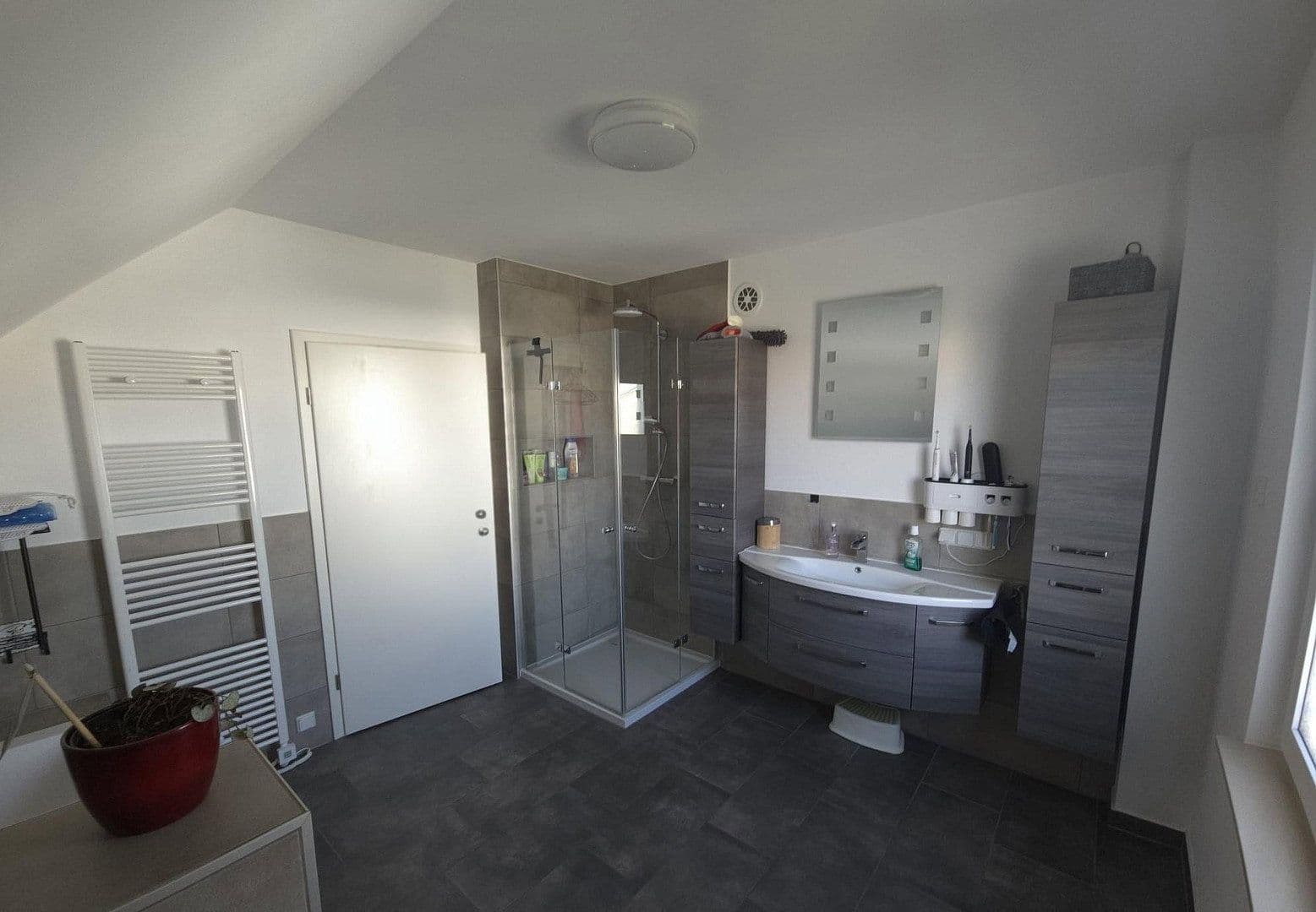 Predaj domu 117 m², pozemok 468 m², Ruppertshofen, Bádensko-Wurttembersko Predaj domu 117 m², pozemok 468 m², Ruppertshofen, Bádensko-Wurttembersko