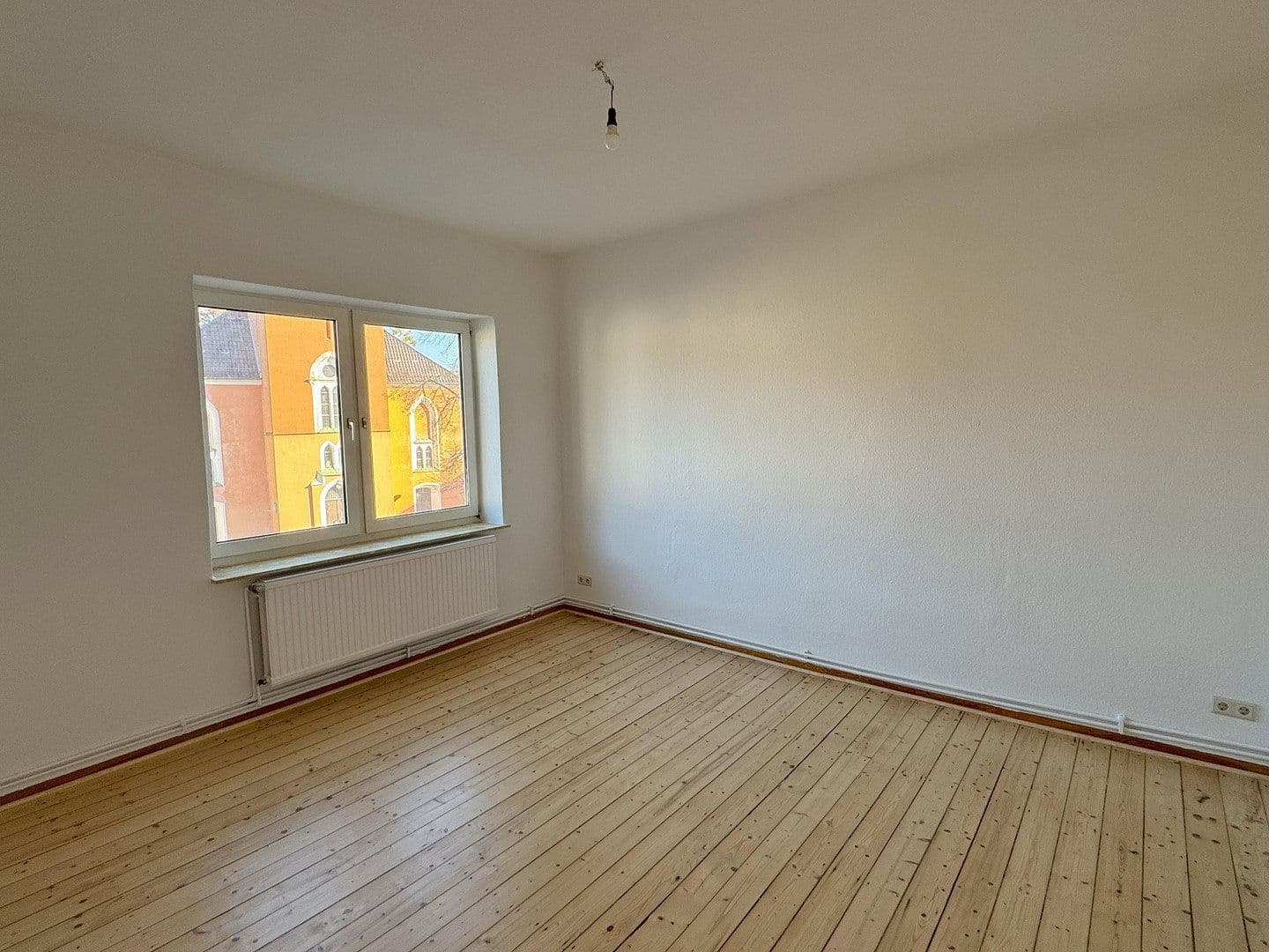 Prenájom bytu 2-izbový 65 m², Turmstr. 5, Hannover, Dolné Sasko Prenájom bytu 2-izbový 65 m², Turmstr. 5, Hannover, Dolné Sasko