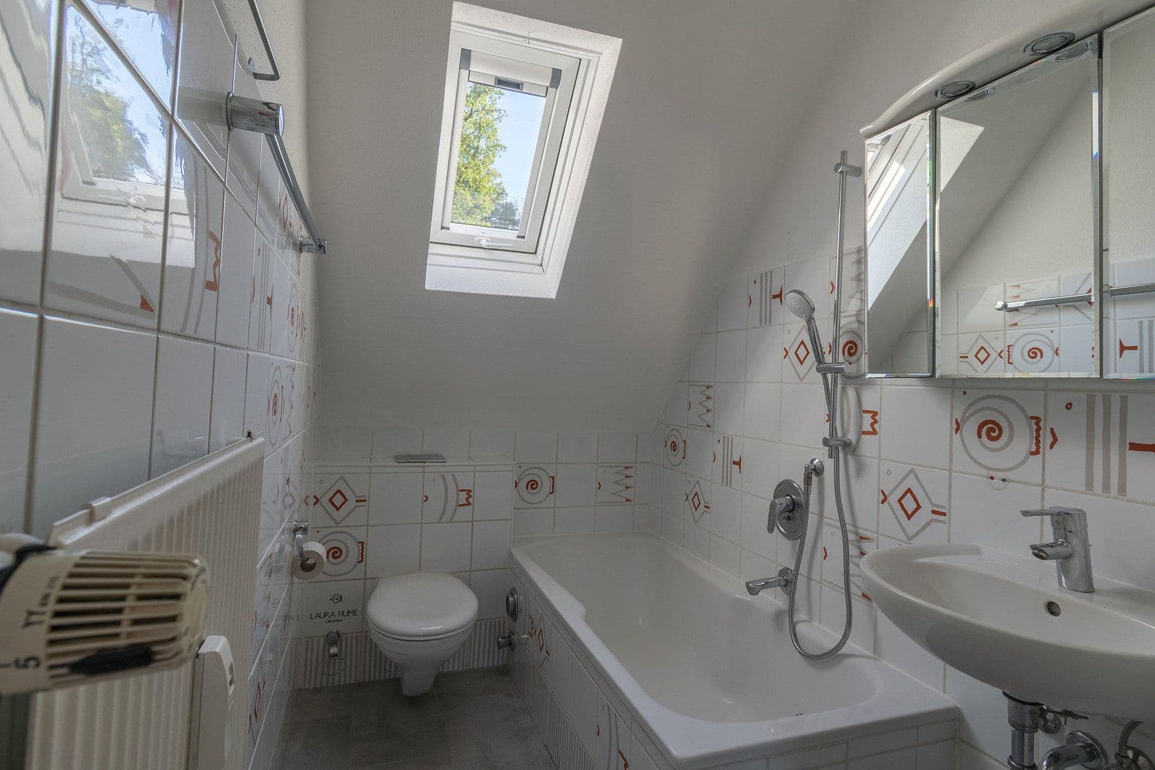 Prenájom domu 200 m², pozemok 340 m², Buchwaldstr. 1, Dreieich, Hesensko Prenájom domu 200 m², pozemok 340 m², Buchwaldstr. 1, Dreieich, Hesensko