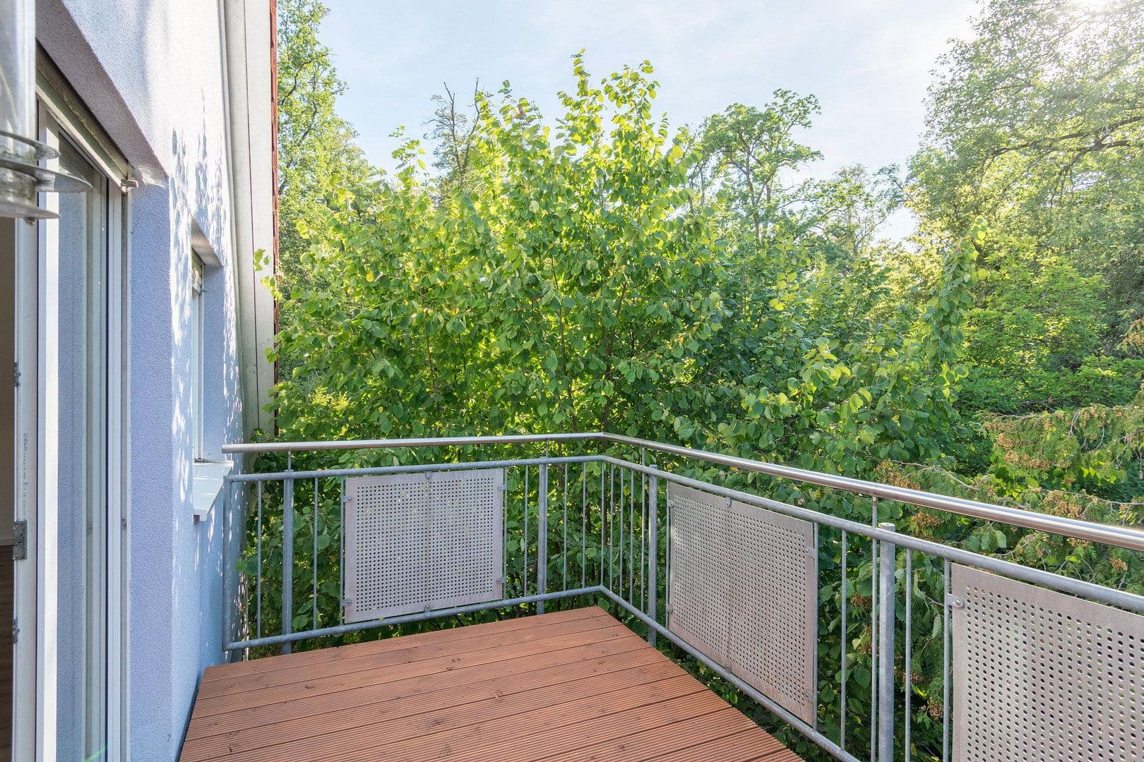 Prenájom domu 200 m², pozemok 340 m², Buchwaldstr. 1, Dreieich, Hesensko Prenájom domu 200 m², pozemok 340 m², Buchwaldstr. 1, Dreieich, Hesensko