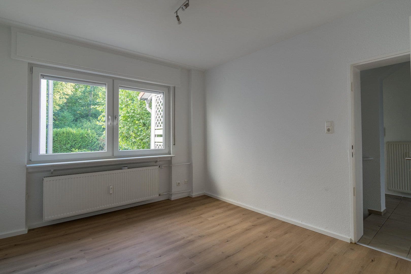 Prenájom domu 200 m², pozemok 340 m², Buchwaldstr. 1, Dreieich, Hesensko Prenájom domu 200 m², pozemok 340 m², Buchwaldstr. 1, Dreieich, Hesensko
