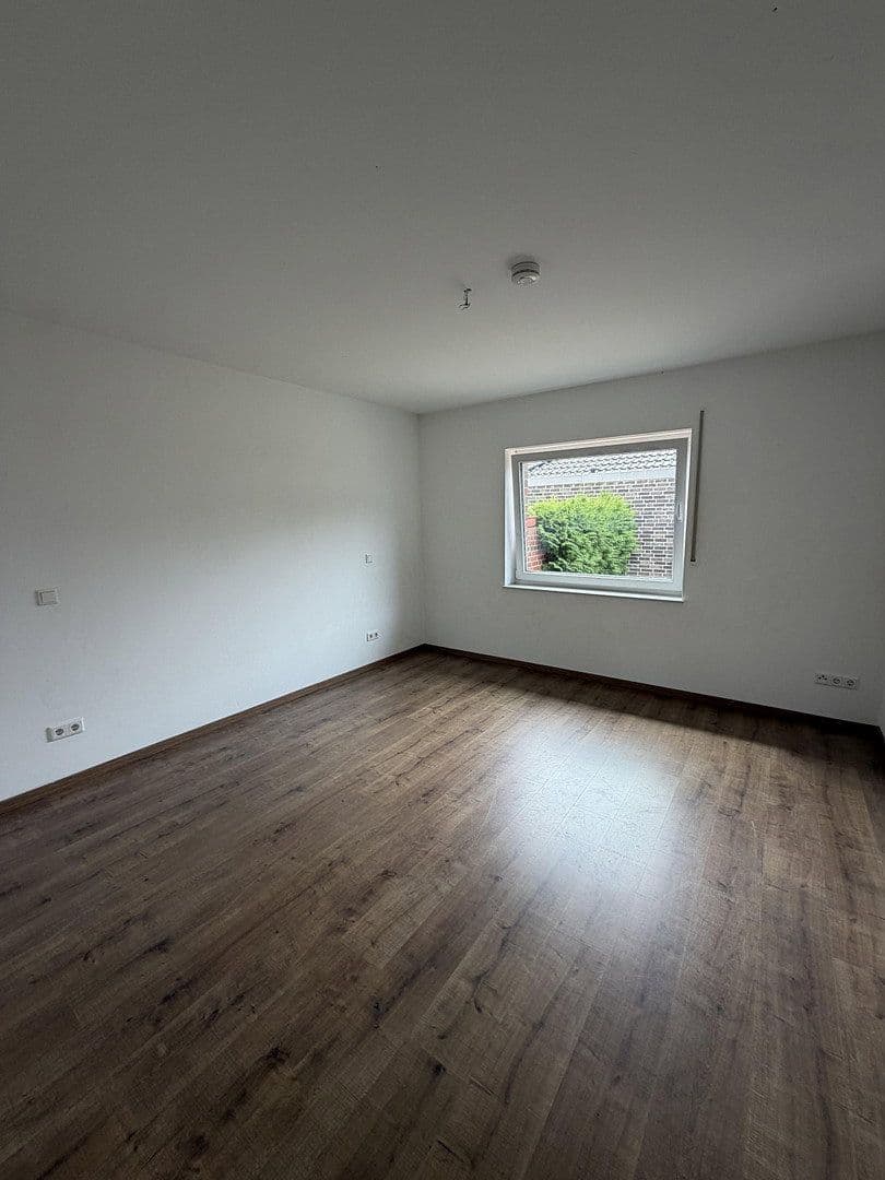 Prenájom domu 83 m², pozemok 298 m², Weener, Dolné Sasko Prenájom domu 83 m², pozemok 298 m², Weener, Dolné Sasko
