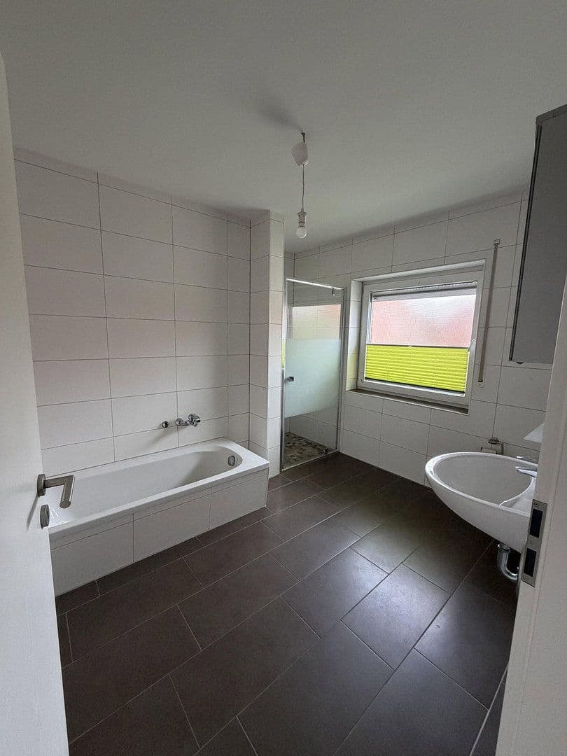 Prenájom domu 83 m², pozemok 298 m², Weener, Dolné Sasko Prenájom domu 83 m², pozemok 298 m², Weener, Dolné Sasko