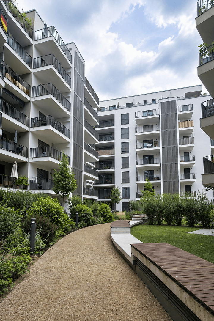 Prenájom bytu 2-izbový 59 m², Frankfurt, Hesensko Prenájom bytu 2-izbový 59 m², Frankfurt, Hesensko