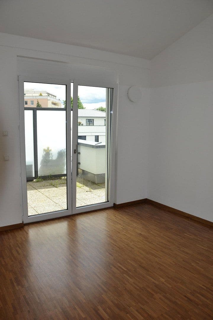 Prenájom bytu 3-izbový 106 m², Franz Marc Str 1c, Puchheim, Bavorsko Prenájom bytu 3-izbový 106 m², Franz Marc Str 1c, Puchheim, Bavorsko